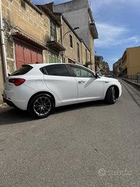 Giulietta anno 2018 1.6 120 Cv