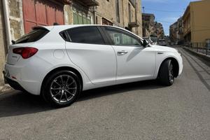 Giulietta anno 2018 1.6 120 Cv