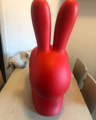 Qeeboo Rabbit Chair sedia decorativa Rossa