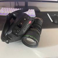 Videocamera Canon vintage con doppio obiettivo