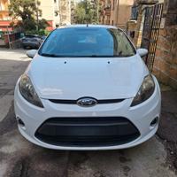 FORD FIESTA 2010