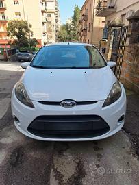 FORD FIESTA 2010