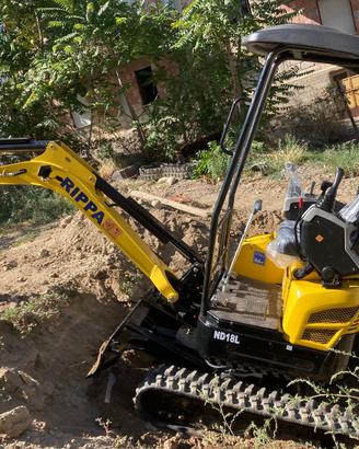 MINIESCAVATORE NUOVO KUBOTA 18 QL GIROSAGOMA