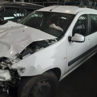 Dacia logan 7/23 2012 1.6 bz k7ma8 per ricambi