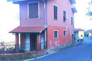 Vendita casa indipendente Caravonica - Imperia