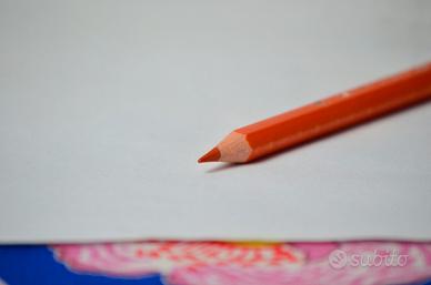 matita arancione usata