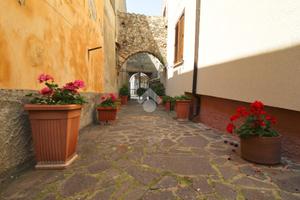 CASA SEMINDIPENDENTE A CROPANI