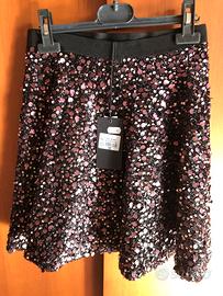 Gonna corta con paillettes viola