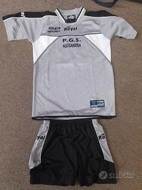 magliette pantaloncini calcio