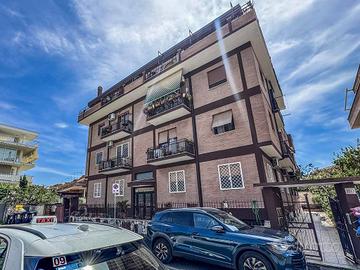 Appartamento di 90 m² con 3 locali a Roma