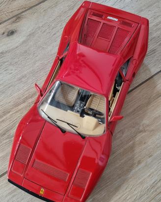 Modellino Ferrari 288 Gto Bburago