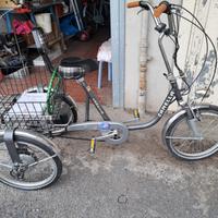 Bici pedalata assistita con batteria al litio