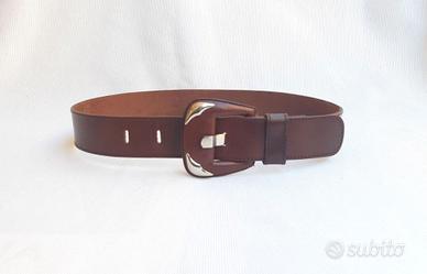 Cintura  in  cuoio marrone fibbia con borchie