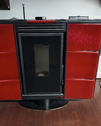 Stufa a pellet Extraflame modello Elisir Bordeaux 