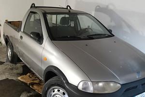 fiat strada 