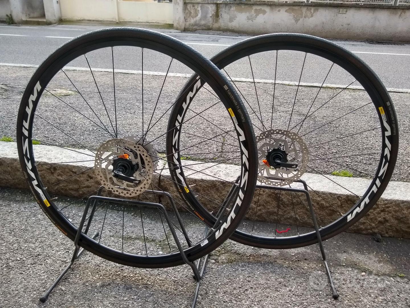 Ruote corsa Mavic Aksium Biciclette In vendita a Monza e della