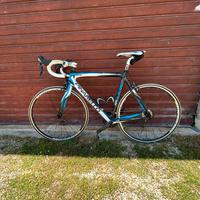 Bicicletta da corsa Pinarello FP4 SKY CARBON