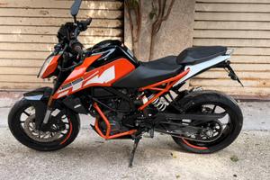 Moto ktm duke 125