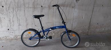 bicicletta pieghevole con ruote da 20.