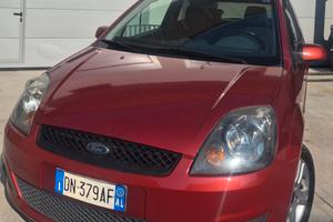 FORD FIESTA 1.2 BENZINA 115MILA KM con CARPLAY