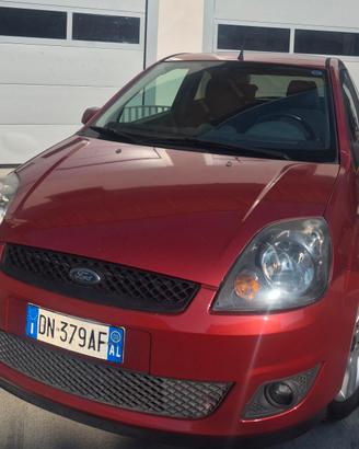 FORD FIESTA 1.2 BENZINA 115MILA KM con CARPLAY