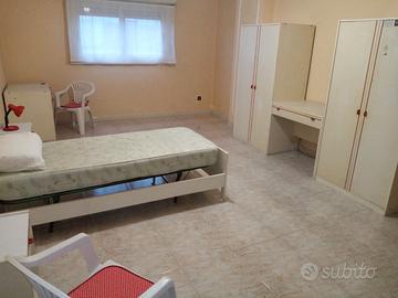 Camera per impiegata c/o Policlinico