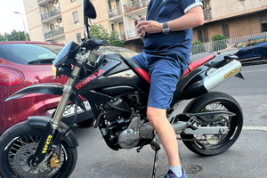 Honda motard 650 fmx