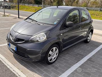 Toyota Aygo 1.0 12 V VVT-I neopatentati 2008