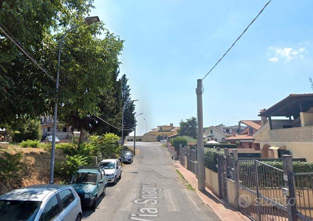 Guidonia bilocale con terrazzo privato