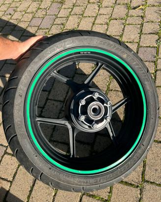 Cerchione posteriore gommato kawasaki z750