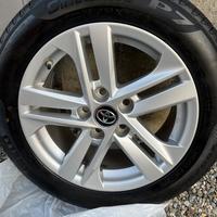 Cerchi in lega Toyota corolla