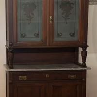 Vetrina antiquariato