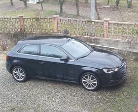 AUDI A3 3ª serie - 2013