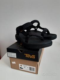 Sandali TEVA n.40
