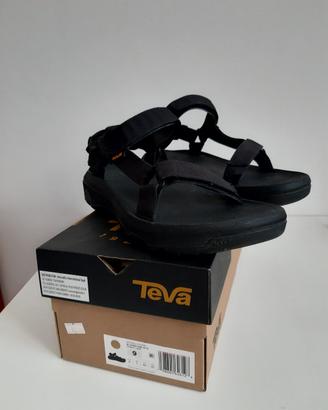 Sandali TEVA n.40