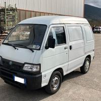 Autocarro Piaggio Porter (B)