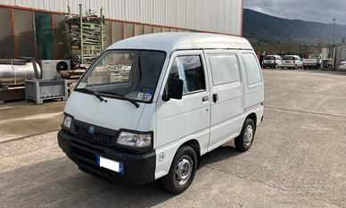 Autocarro Piaggio Porter (B)