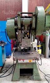 Pressa (9) senza marca 70 ton