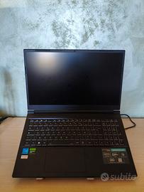 Pc portatile Nvidia Rtx 4050  e 16 GB di RAM DDR5