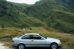 BMW 320i Coupe (E36)