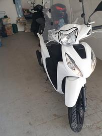 Honda Vision 110 - 2025