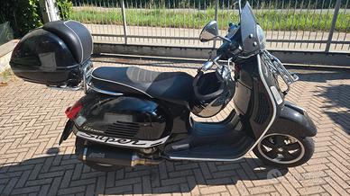 Vespa Gts 300