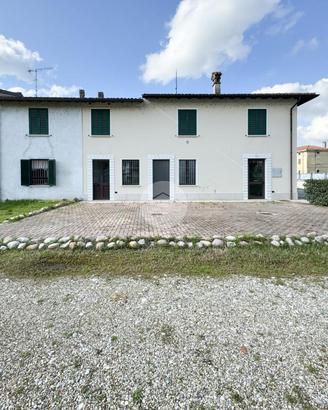 NEGOZIO A GUIDIZZOLO