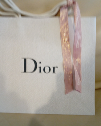 Busta shopper Dior Levi's Nike Moschino