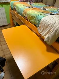 Cameretta completa con materassi.