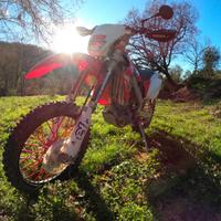 Honda CRF 250 R targata