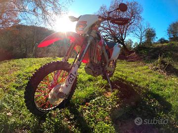 Honda CRF 250 R targata