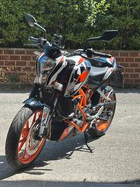 KTM DUKE 390 2015