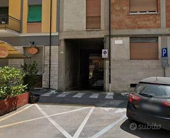 Box / Garage di 13 m² a Terni