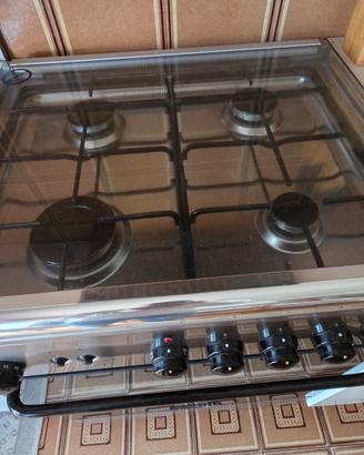Cucina La Germania 4 fuochi + Forno a gas - Inox